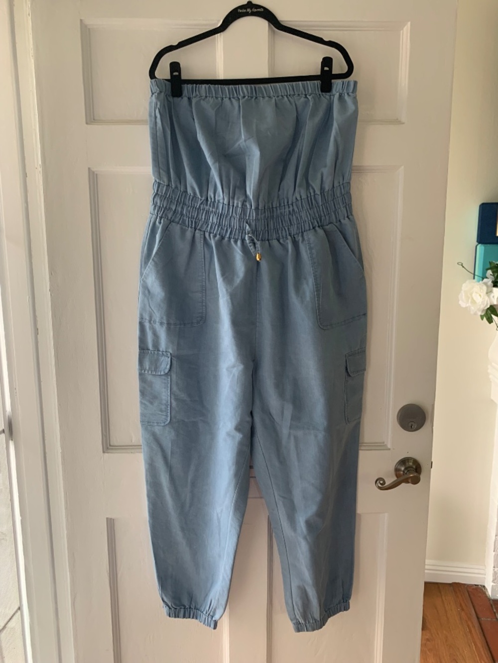 A Hint of Blush Strapless Chambray Cargo Jogger Jumpsuit Smocked Waist 2X - Picture 4 of 9